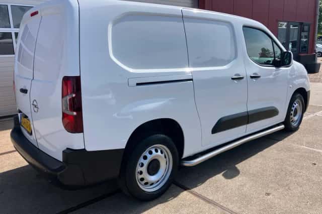 Opel Combo (2020) thumbnail 2