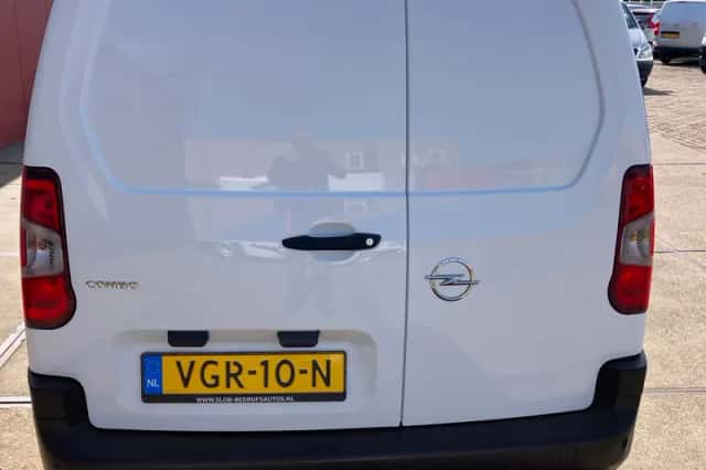 Opel Combo (2020) thumbnail 4
