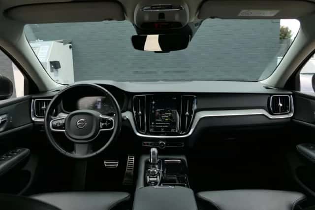 Volvo V60 (2019) thumbnail 5