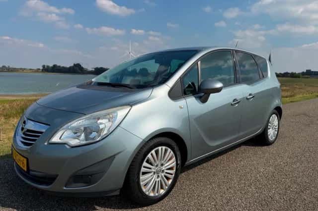 Opel Meriva (2011) thumbnail 1