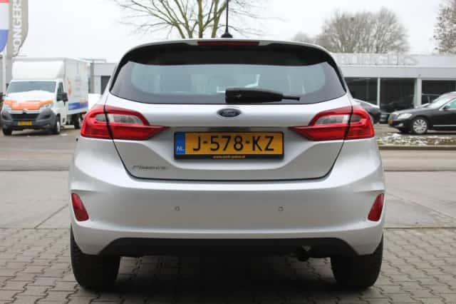 Ford Fiesta (2020) thumbnail 5