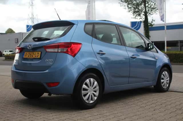 Hyundai ix20 (2011) thumbnail 6
