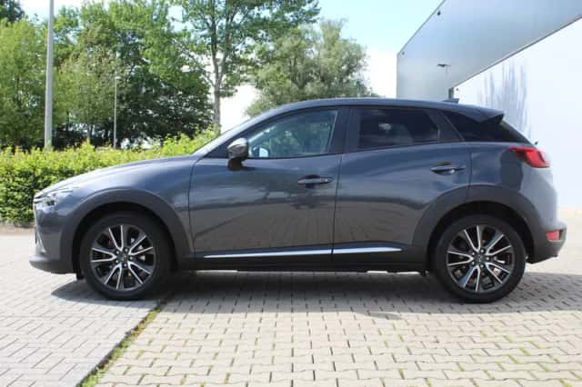 Mazda CX-3 (2015) thumbnail 3