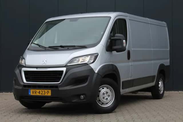 Peugeot Boxer (2015) thumbnail 1
