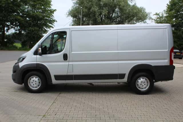 Peugeot Boxer (2015) thumbnail 4