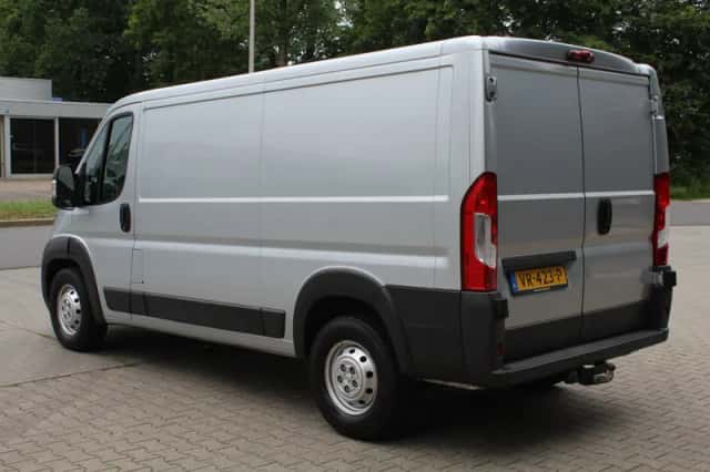 Peugeot Boxer (2015) thumbnail 5