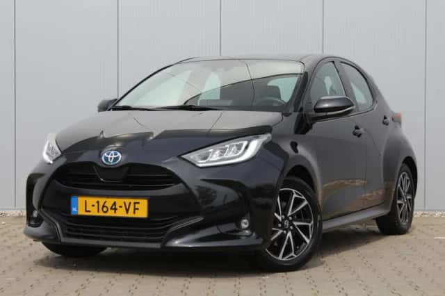 Toyota Yaris (2021) thumbnail 1