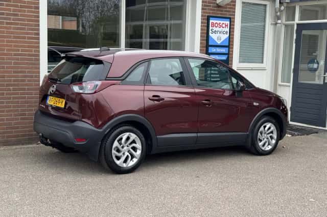 Opel Crossland X (2017) thumbnail 6