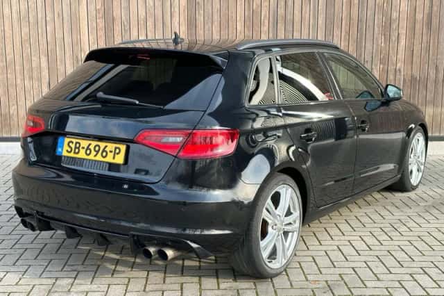 Audi A3 (2014) thumbnail 5