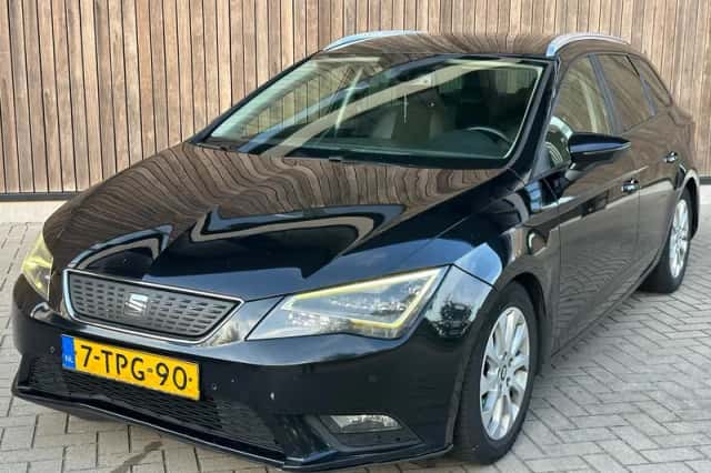 SEAT Leon (2014) thumbnail 1