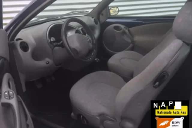 Ford Ka (2000) thumbnail 6