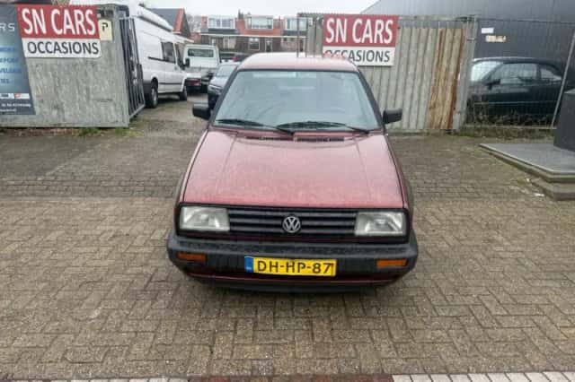 Volkswagen Jetta (1991) thumbnail 2