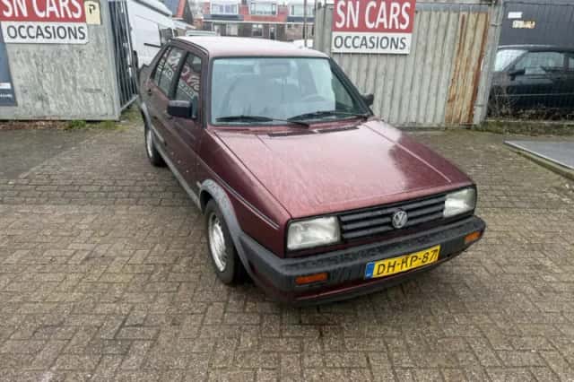 Volkswagen Jetta (1991) thumbnail 3