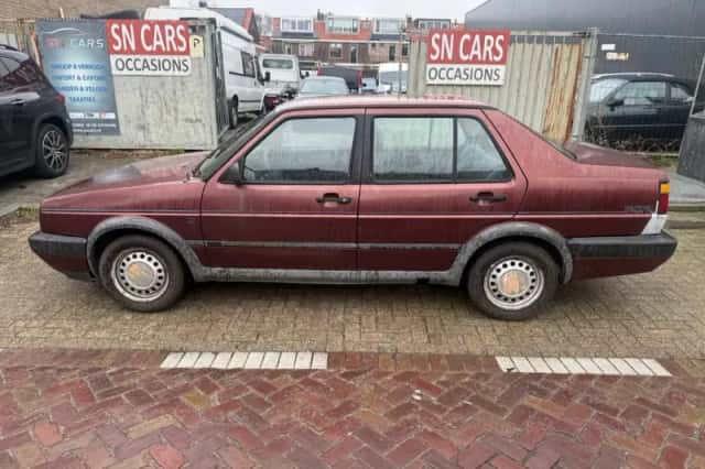Volkswagen Jetta (1991) thumbnail 4