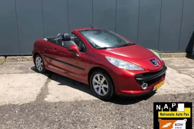 Peugeot 207 (2008) thumbnail 3
