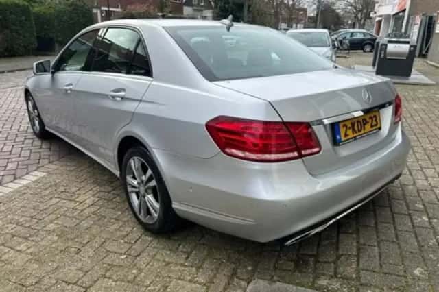 Mercedes-Benz E-Klasse (2013) thumbnail 4