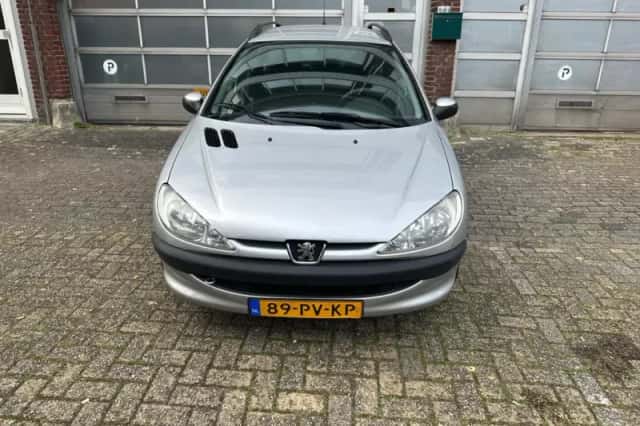 Peugeot 206 (2005) thumbnail 2
