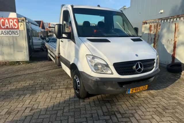 Mercedes-Benz Sprinter (2009) thumbnail 3