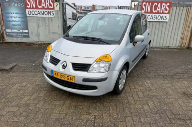 Renault Modus (2005) thumbnail 1