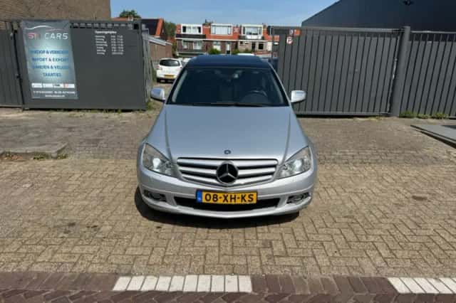 Mercedes-Benz C-Klasse (2007) thumbnail 2