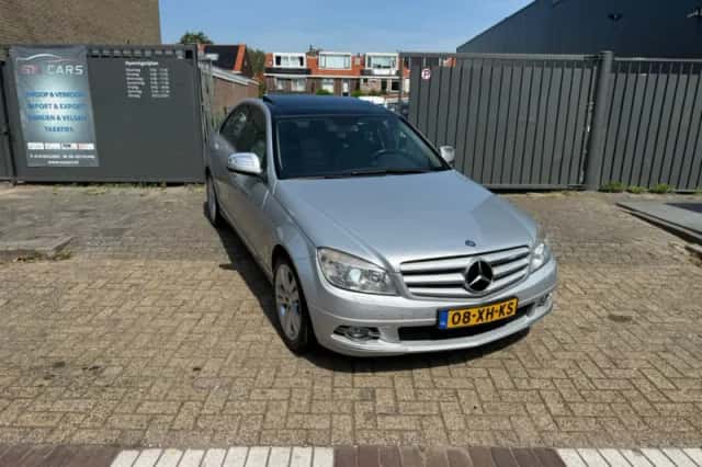 Mercedes-Benz C-Klasse (2007) thumbnail 3