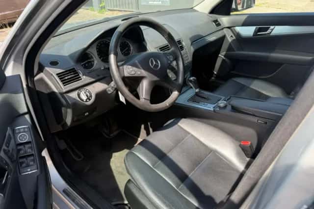 Mercedes-Benz C-Klasse (2007) thumbnail 5