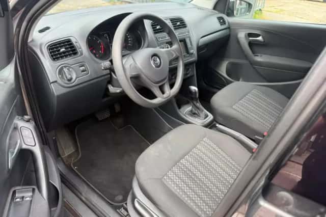 Volkswagen Polo (2015) thumbnail 5