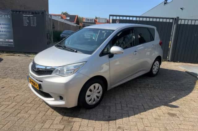 Subaru Trezia (2011) thumbnail 1