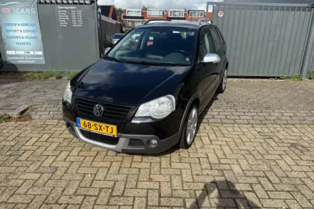 Volkswagen Polo (2006) thumbnail 1