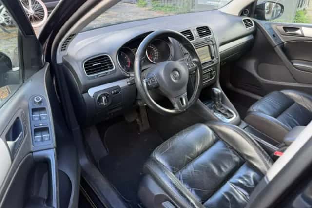 Volkswagen Golf (2012) thumbnail 5