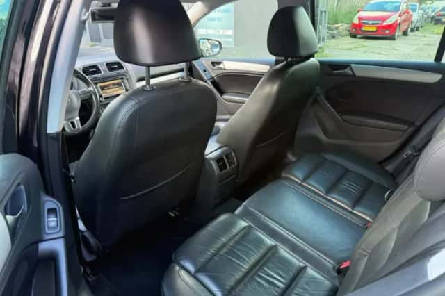 Volkswagen Golf (2012) thumbnail 6