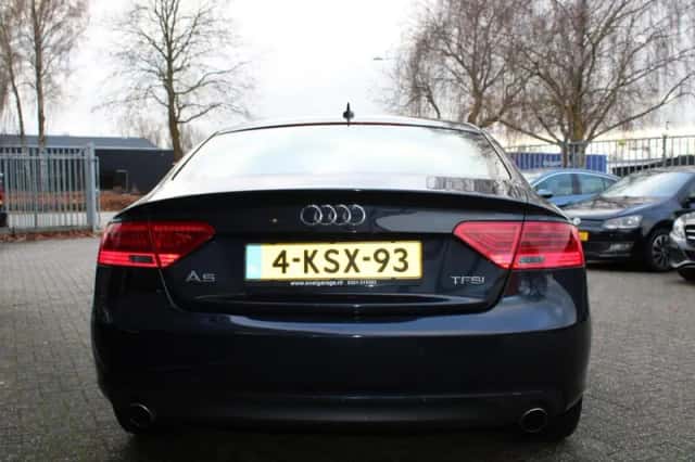 Audi A5 (2013) thumbnail 3