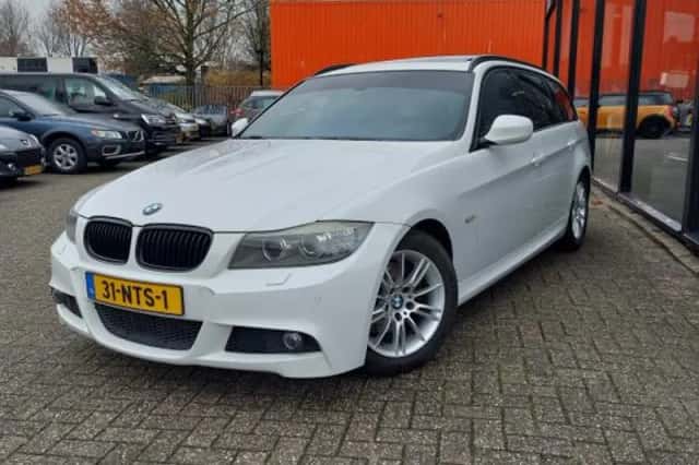 BMW 3-Serie (2010) thumbnail 1
