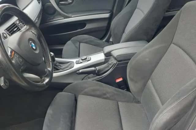 BMW 3-Serie (2010) thumbnail 4