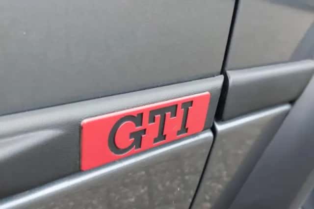 Volkswagen Golf (1990) thumbnail 4