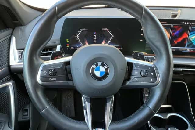 BMW X1 (2023) thumbnail 4