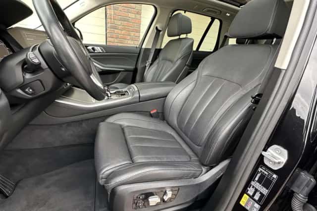 BMW X5 (2020) thumbnail 5