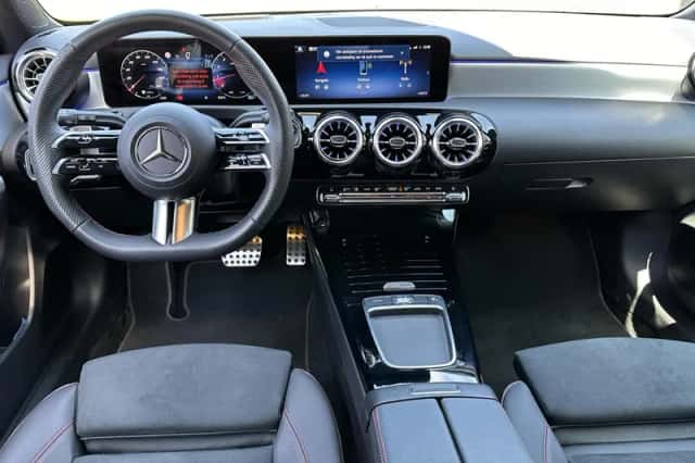 Mercedes-Benz A-Klasse (2023) thumbnail 5