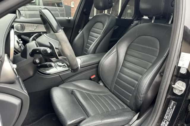 Mercedes-Benz C-Klasse (2016) thumbnail 4