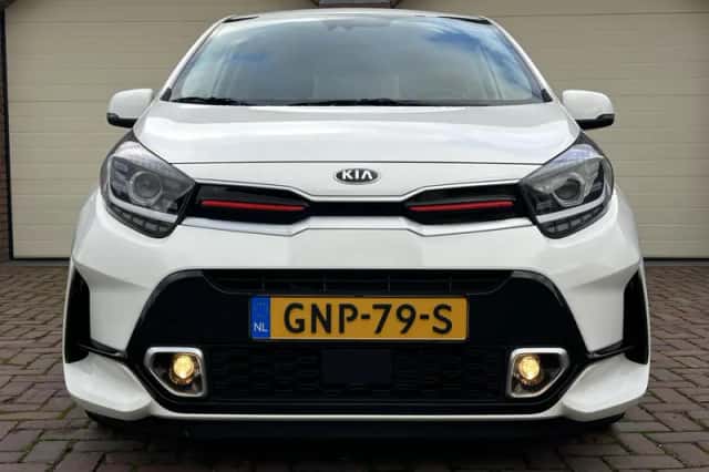 Kia Picanto (2021) thumbnail 6