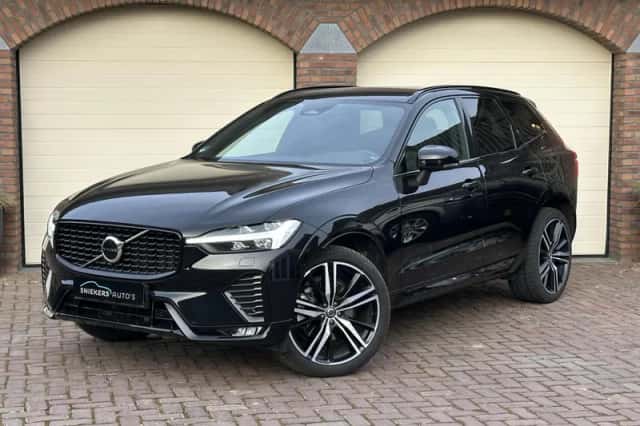 Volvo XC60 (2022) thumbnail 1