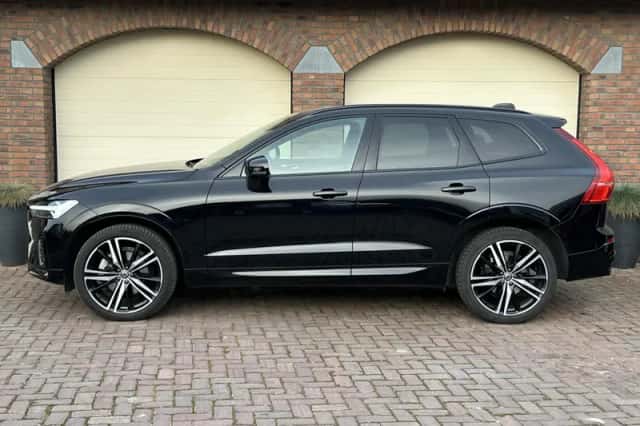 Volvo XC60 (2022) thumbnail 2