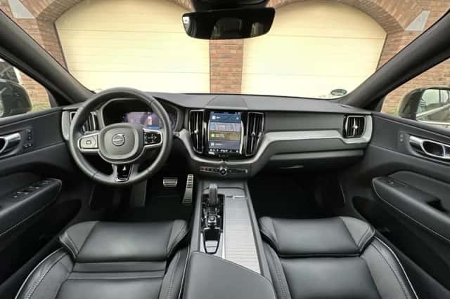 Volvo XC60 (2022) thumbnail 5