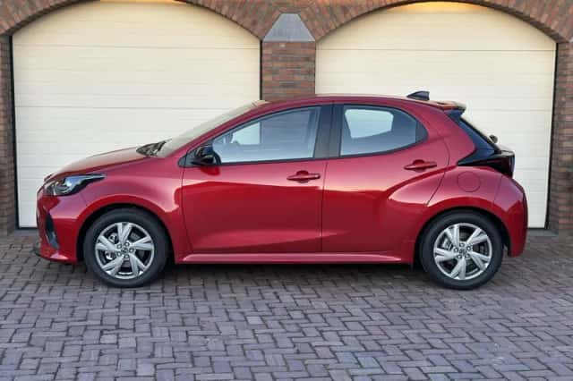 Mazda 2 Hybrid (2025) thumbnail 2