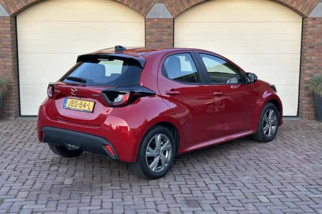Mazda 2 Hybrid (2025) thumbnail 3