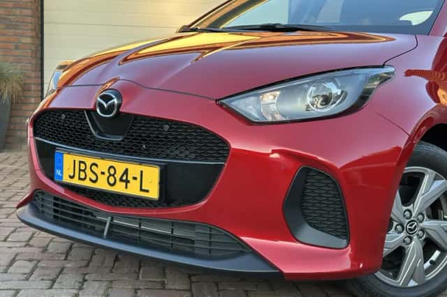 Mazda 2 Hybrid (2025) thumbnail 4
