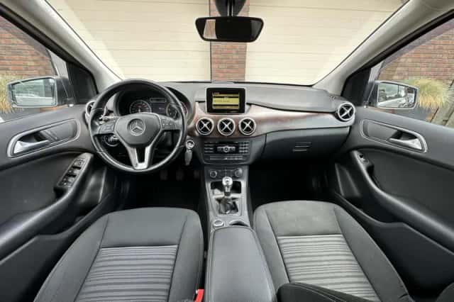 Mercedes-Benz B-Klasse (2012) thumbnail 4