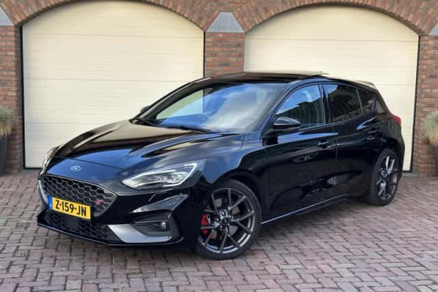 Ford Focus (2019) thumbnail 1