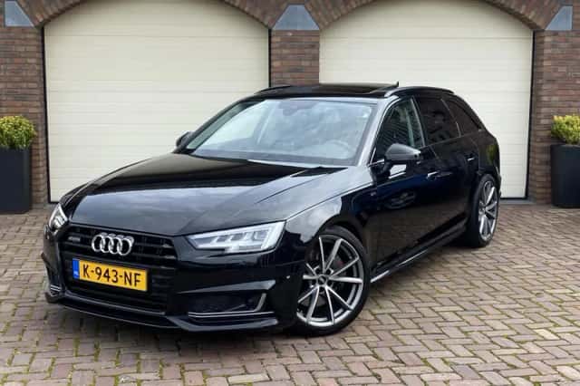 Audi A4 (2016) thumbnail 1