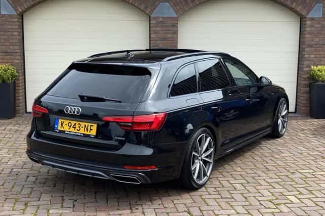Audi A4 (2016) thumbnail 3